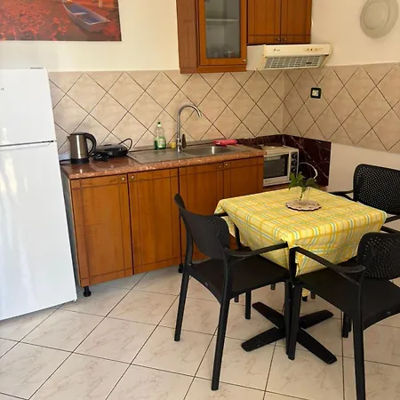 Apartment Ideal 2 *