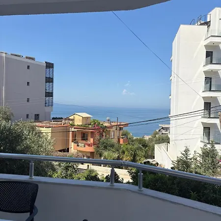 Ideal 2 Apartment *
