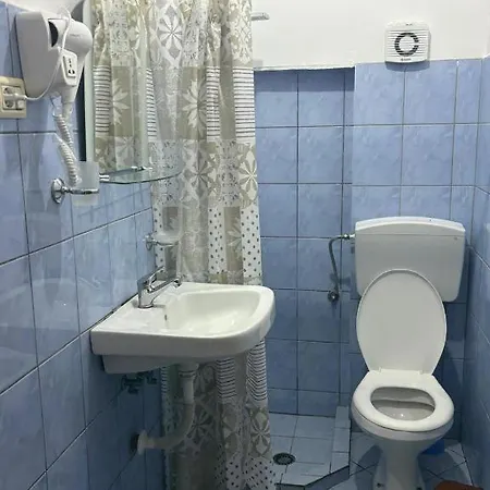 Ideal 2 Apartment *